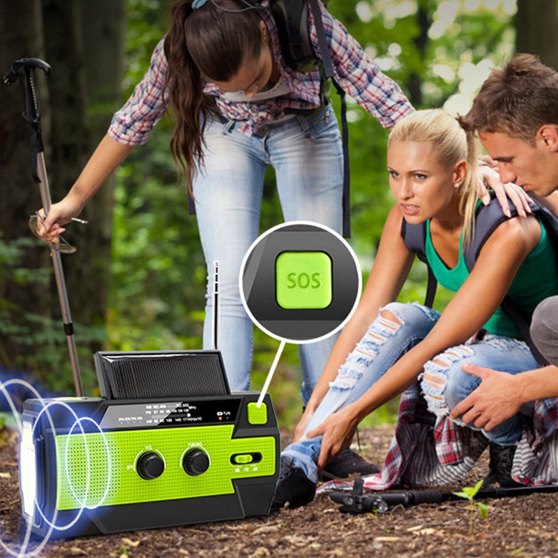 Radio AM / FM / WB Sử Dụng Năng Lượng Mặt Trời Đa Năng Có Đèn LED 4000MAh