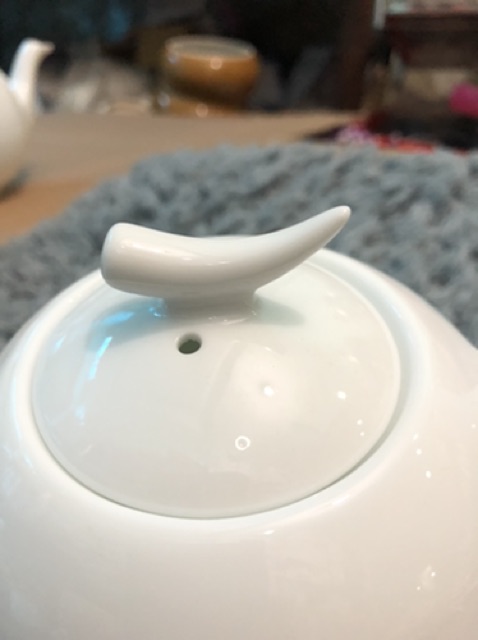 [Shop gia dụng]  Ấm trà Bát Tràng sứ trắng đẹp
