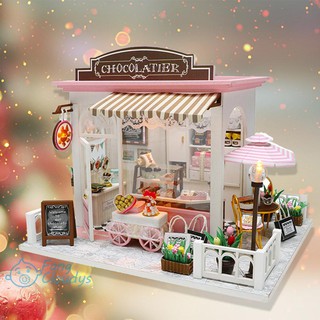 Mô Hình Nhà Búp Bê Bằng Gỗ Tự Làm Món Quà Ý Nghĩa Dành Tặng Người Thân