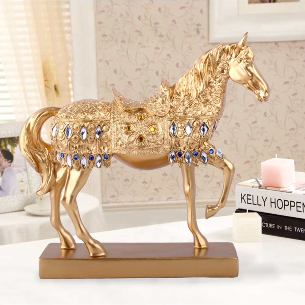 ngựa mạ vàng cao cấp. tượng ngựa trang trí. tượng phong mã. decor trang trí. decor để bàn. tượng trang trí phòng khách