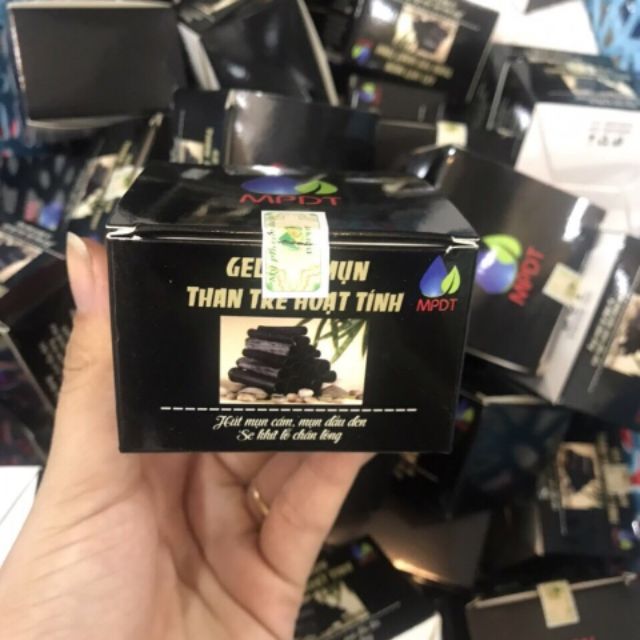 Gel lột mụn than hoạt tính