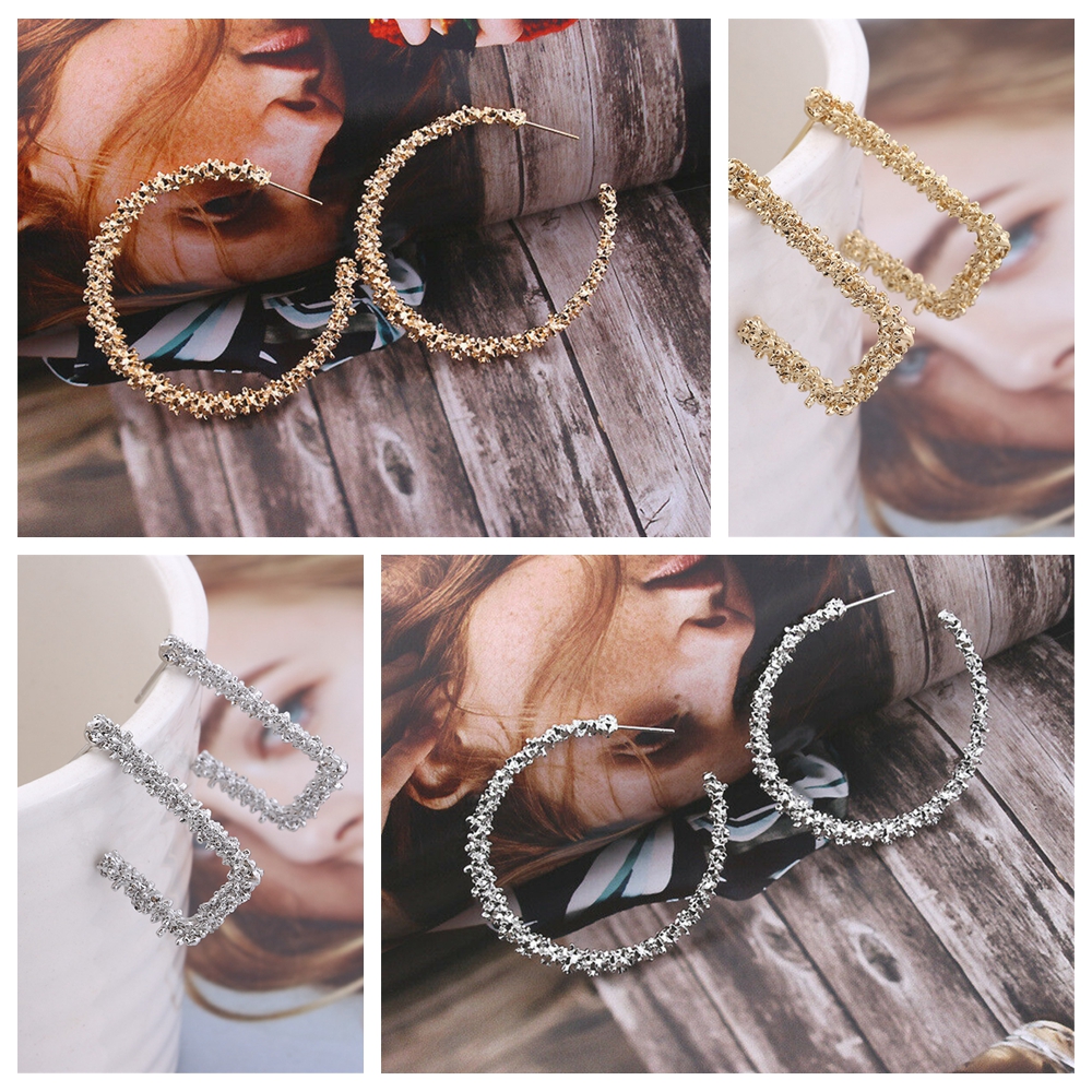 Đôi Bông Tai Chữ C Đính Đá Phong Cách Gothic