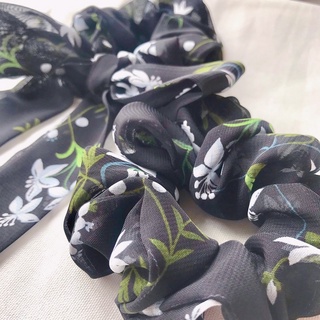 BOW SCRUNCHIE - dây buộc tóc voan hoa đen huyền bí