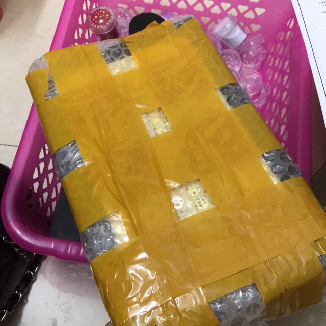 Combor đồ móng và mi