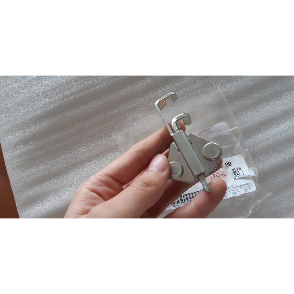 Khóa yên Mio Yamaha