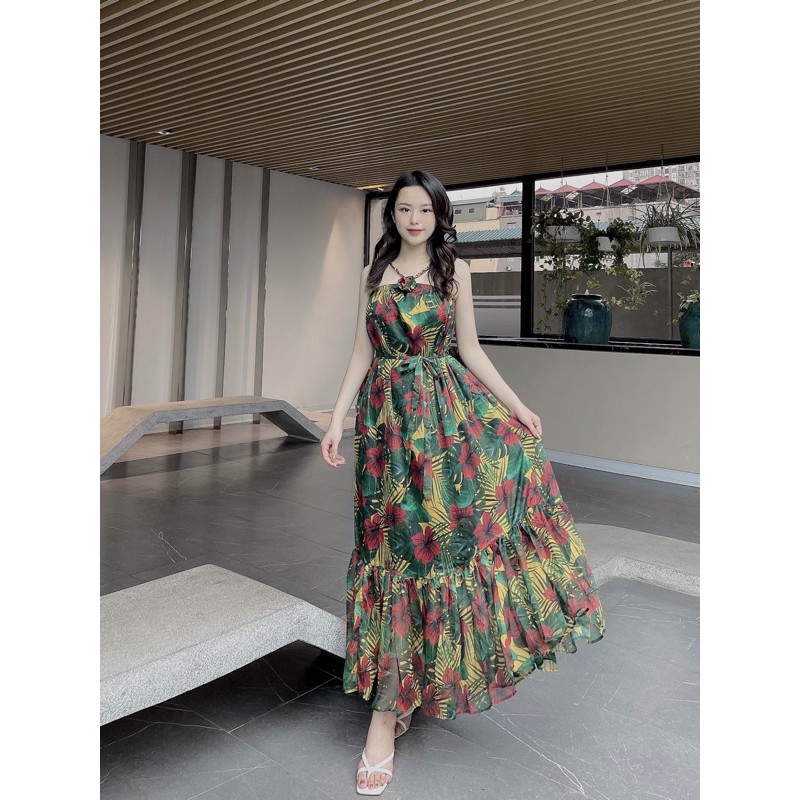 Maxi cổ yếm đính hoa màu xanh lá dáng suông cực xinh