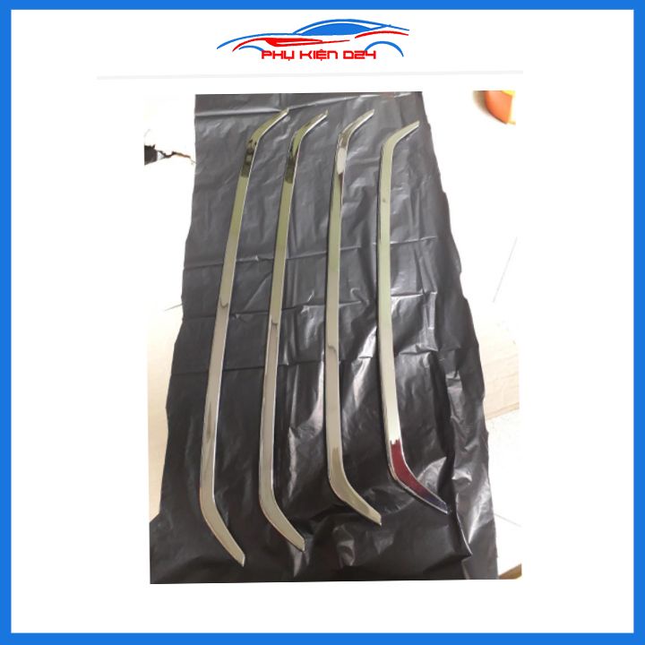 Ốp trang trí mặt ca lăng, calang Fortuner 2017-2018-2019-2020-2021-2022 ốp phía dưới trang trí làm đẹp xe