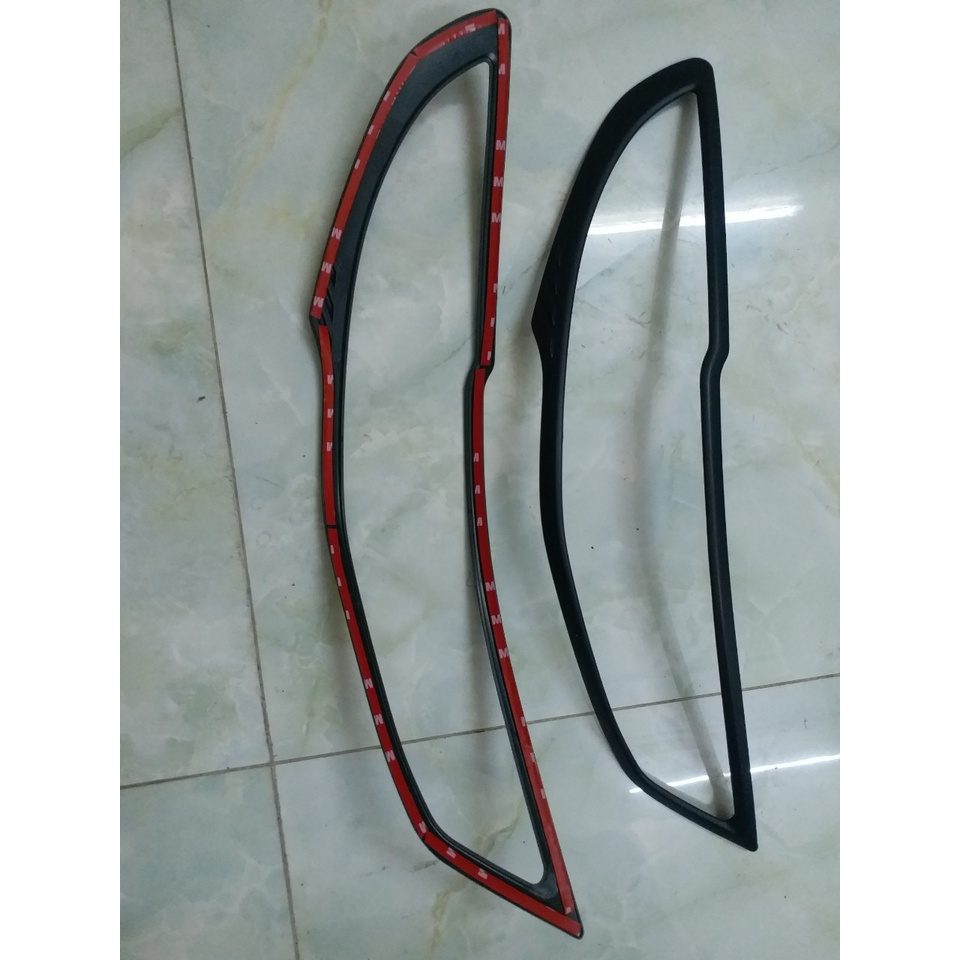 Combo Nhựa đen Bộ ốp đèn Pha + hậu + tay nắm + hõm cửa + nắp xăng xe Mazda BT50 đời xe 2021,2022,2023
