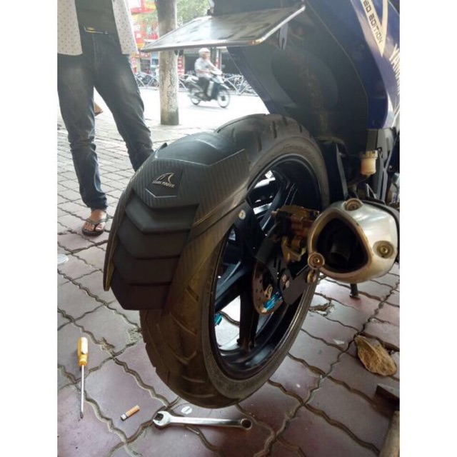 dè chắn bùn exciter 150-chắn bùn 1 chân winner