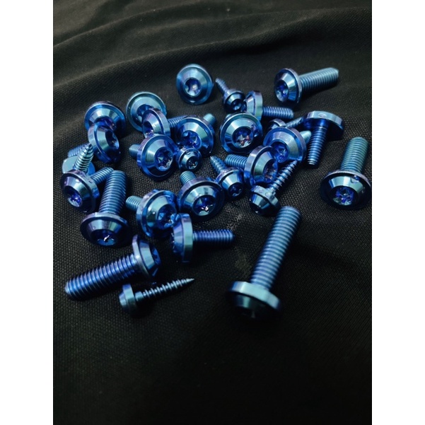 COMBO 28 ỐC TITAN GẮN FULL DÀN ÁO + DÀN CHÂN RAIDER/SATRIA FI CỰC ĐẸP