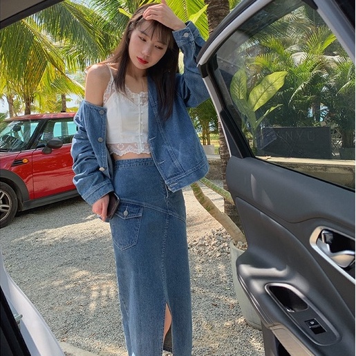 【ZHELIHANGFEI】 / Áo Hai Dây Phối Ren Gợi Cảm