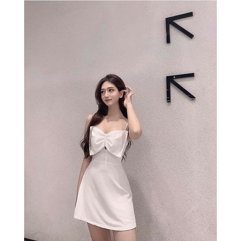 đầm 2s trắng nơ ngực