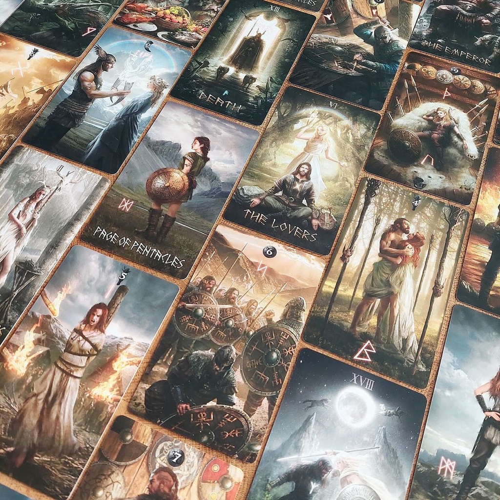 Bài Runic Tarot Kit