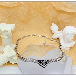 Vòng cổ prada dây xích