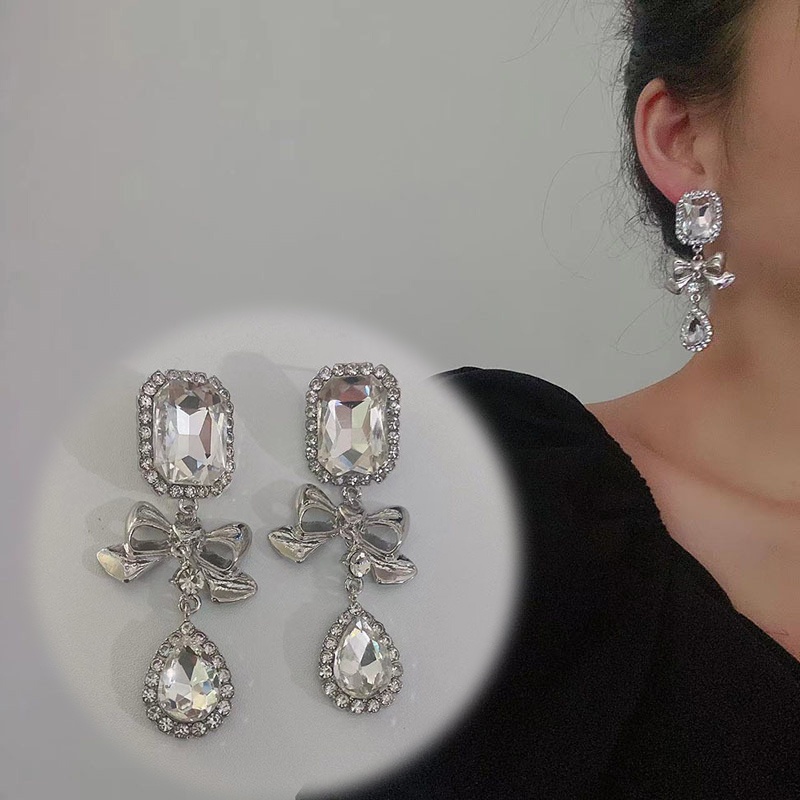 Bông Tai Hình Nơ Đính Đá Lấp Lánh Cao Cấp Thời Trang