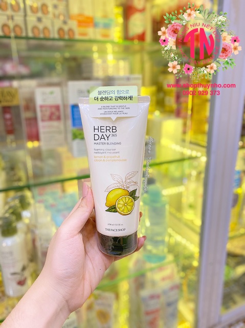 Sữa rửa mặt Herb Day 365 Cleansing Foam The Face Shop