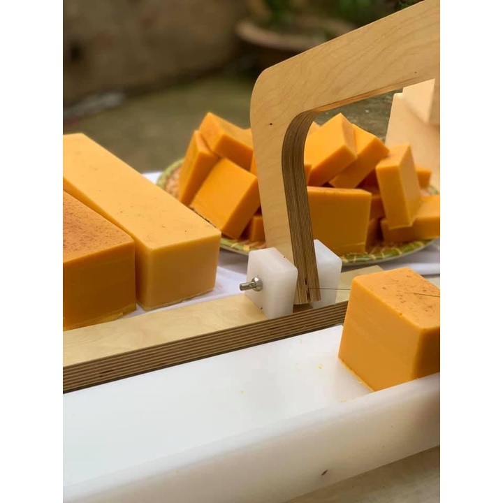 Xà Bông thiên nhiên các loại 100gram (Nghệ tươi, mướp đắng, trà xanh....)