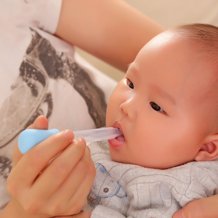 Ống hút sữa bón thuốc nước trái cây cho bé loại 5ml tiệt trùng an toàn sử dụng youngcityshop 30.000