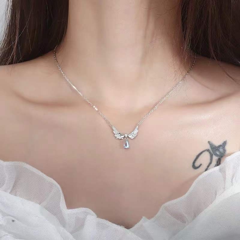 ✨✨Vòng cổ Mặt Đôi Cánh Thiên Thần Đính Đá Pha Lê Thời Trang