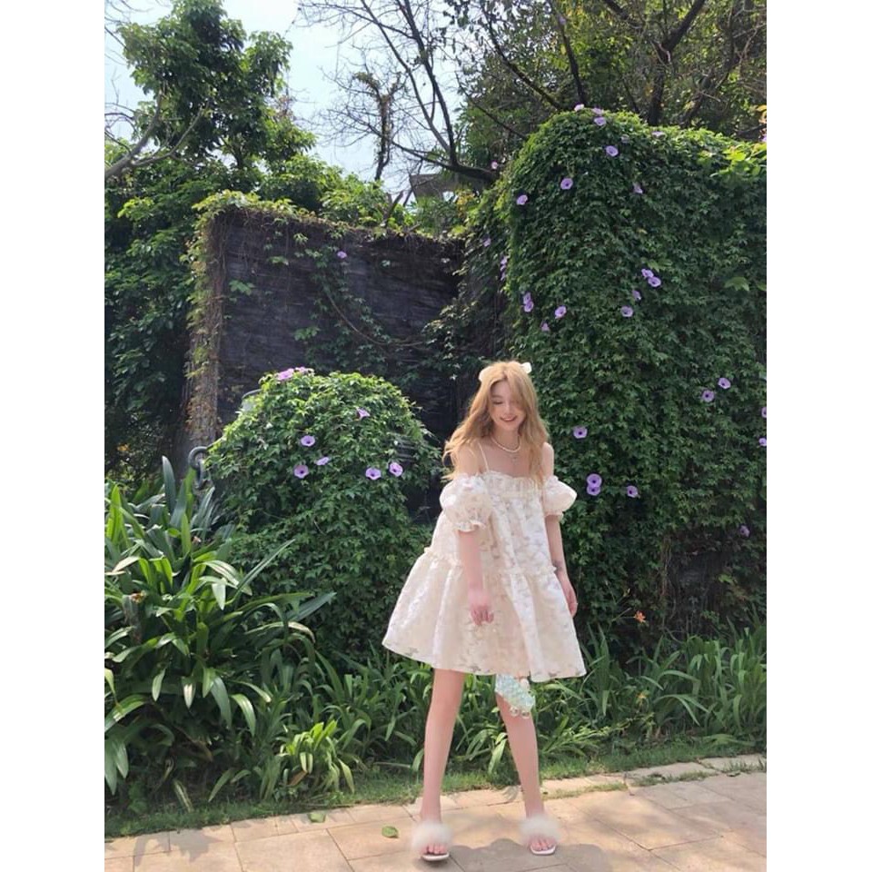 Váy Tiểu Thư Ren Hoa Nổi Cực Xinh | BigBuy360 - bigbuy360.vn