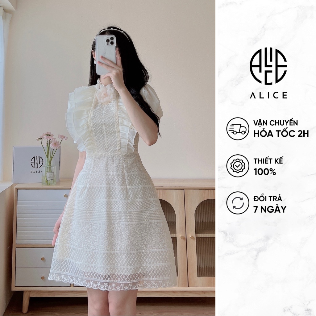 Váy Ren Tiểu Thư ALICE Thiết Kế Cổ Tròn Gắn Hoa Phối Bèo Dáng Chữ A Phong Cách Sang Chảnh Chất Vải Ren Cao Cấp V867