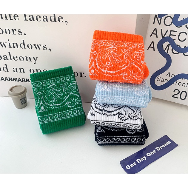 Vớ DAB cổ cao Unisex phong cách Hiphop, thể thao, đường phố & năng động.