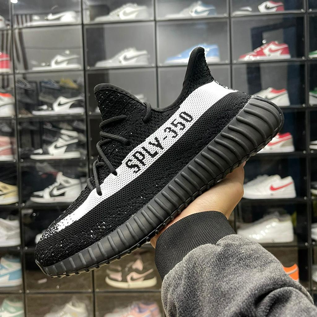 Giày Yz350 Oreo, Yz 350 Đen Kẻ Trắng Hàng Cao Cấp Đế Nén Hạt Chuẩn - Than.Shoes