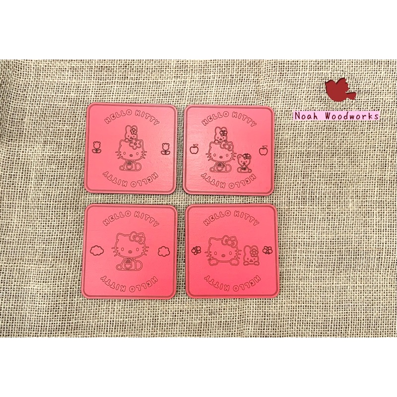 Trọn bộ 4 LÓT LY GỖ Hello Kitty_kèm khay [Set 4 Hello Kitty coasters+ 1 tray]