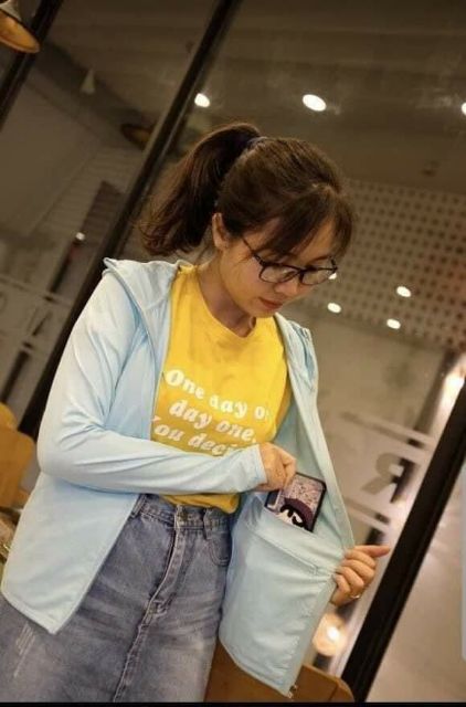 Áo khoác chống nắng nữ cổ cao, túi có dây kéo | BigBuy360 - bigbuy360.vn