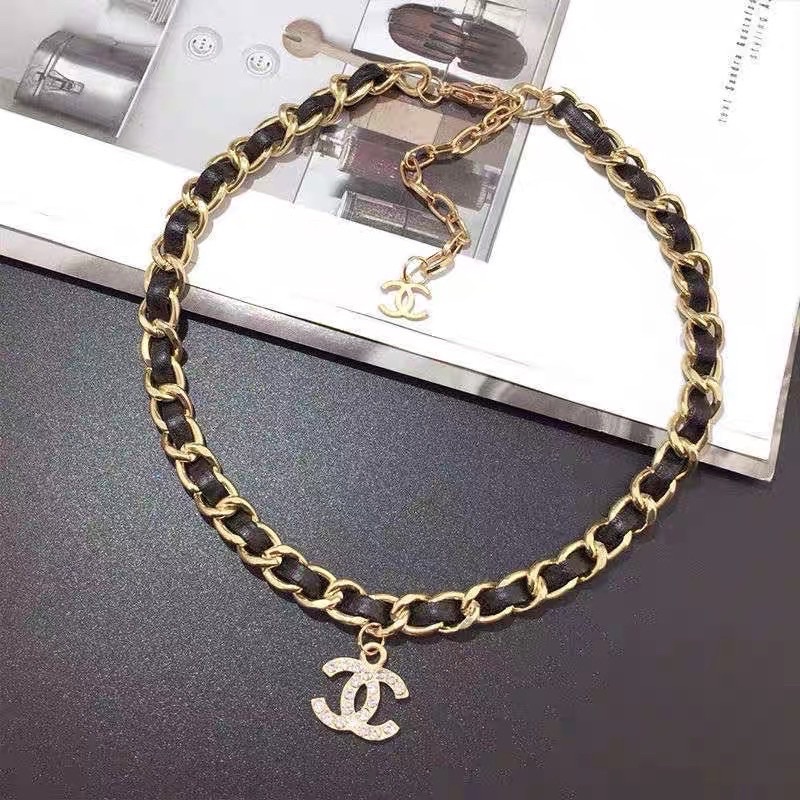Vòng cổ dây chuyền phối da nữ sang chảnh