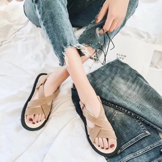 Sandanl nữ