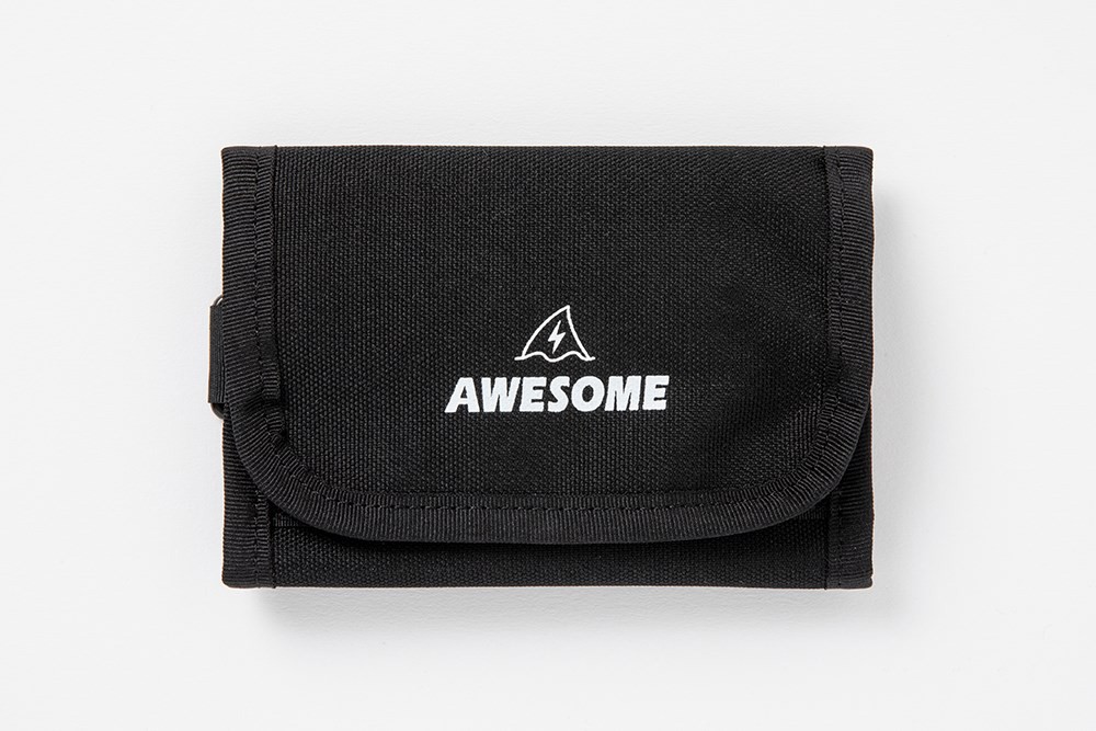 Ví Tiền ARTBOX Hàn Quốc Màu Đen Có Dây Đeo Cổ Ghi Chữ Awesome