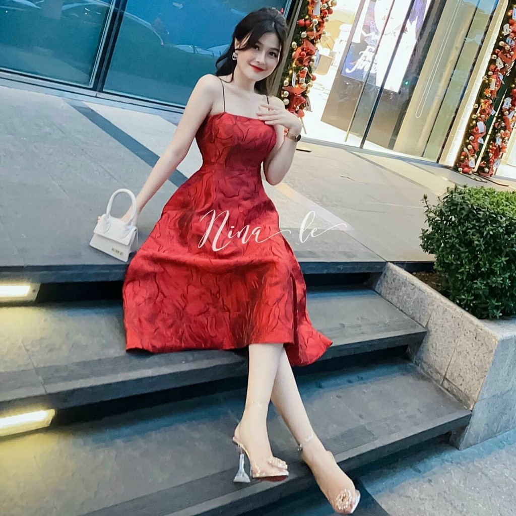 Đầm xòe hai dây chất liệu gấm hoa cao cấp