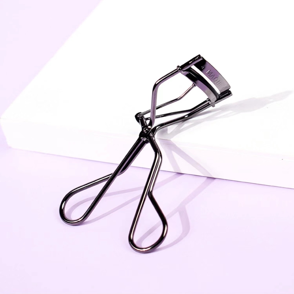 SHISEIDO Dụng Cụ Bấm Cong Mi Góc Siêu Rộng Với Lõi Thay Thế Không Kẹp Tiện Dụng