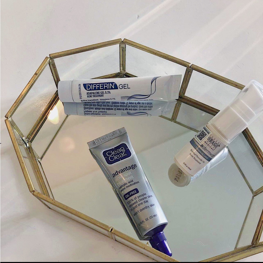 Gel giảm mụn siêu tốc Clean & Clear Advantage Acne Spot Treatment 22ml
