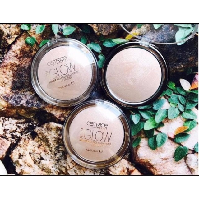 {Hàng Chuẩn Auth} Bắt sáng căng bóng Catrice Cho cô nàng Yêu Makeup