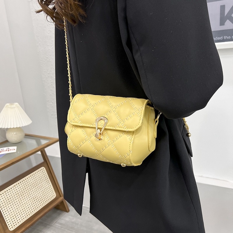 Túi Đeo Chéo Nhỏ Thêu Họa Tiết Hình Thoi NB00303