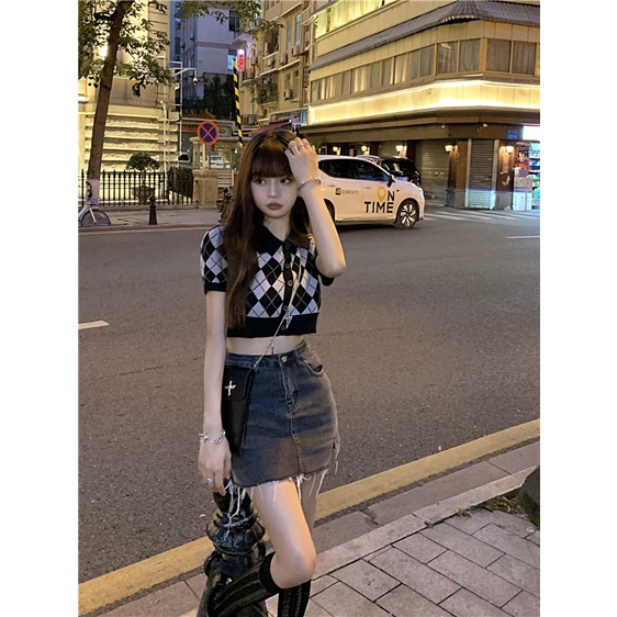 Áo khoác cardigan in caro tay dài cổ bẻ phong cách Hàn Quốc cho nữ