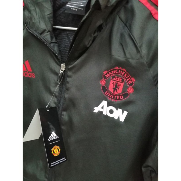 Áo gió Manchester United