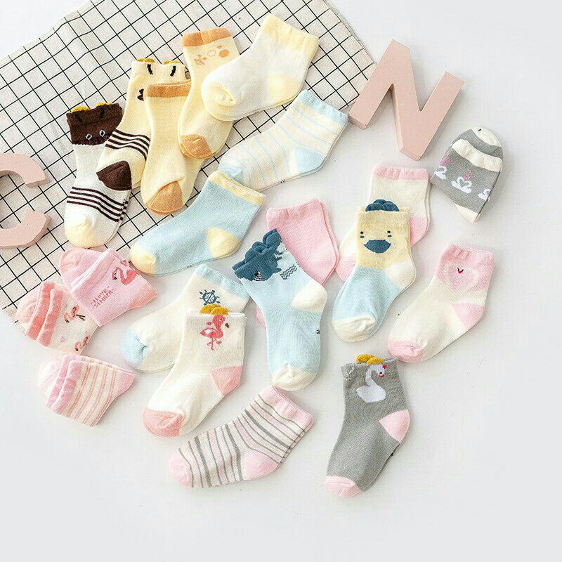 Set 5 đôi tất cao cổ màu cute cho bé trai bé gái