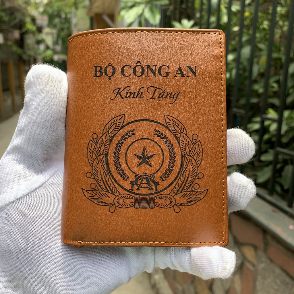 Ví Da Bò Nam Nguyên Miếng Khắc Logo C-A