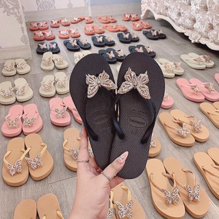 Dép Kẹp Xỏ Ngón Đính Charm - Màu Đen