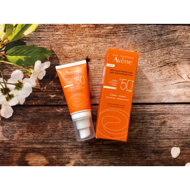 Kem chống nắng Avene cream da khô