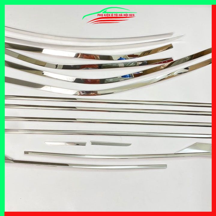 Bộ nẹp viền chân kính cong kính Veloz 2022-2024 Inox sáng bóng chuẩn form xe