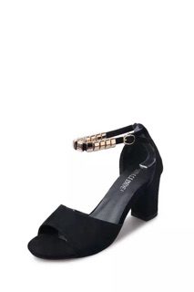 Sandal gót vuông quai cườm
