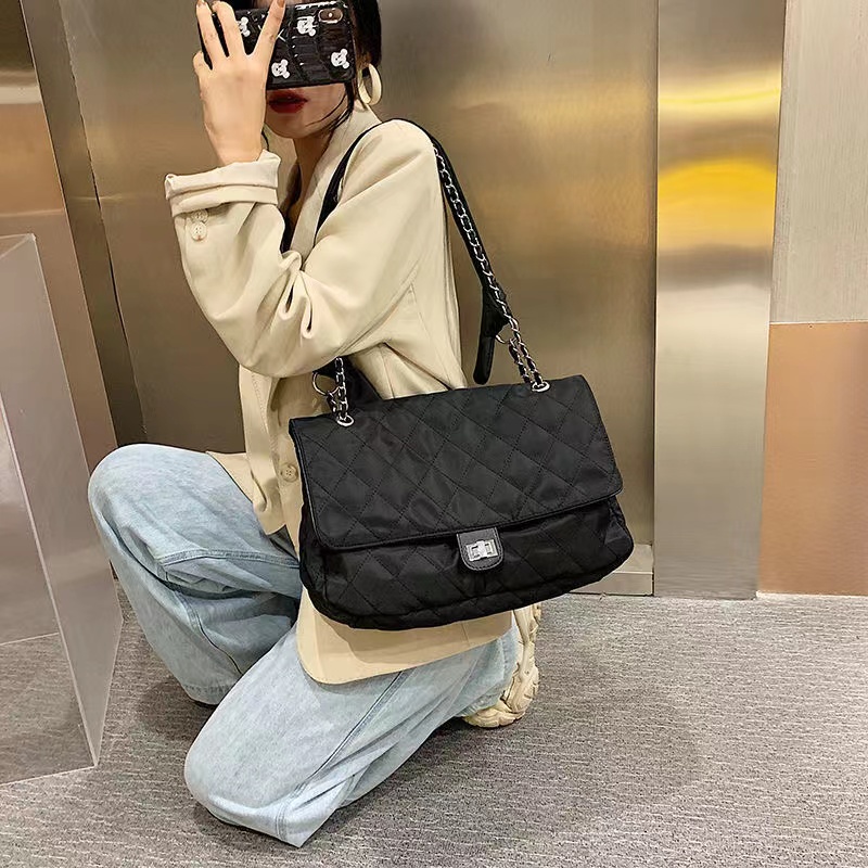 Túi đeo vai với ngăn chứa lớn vải nylon cổ điển sành điệu dành cho nữ