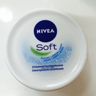 Kem dưỡng ẩm Nivea Đức