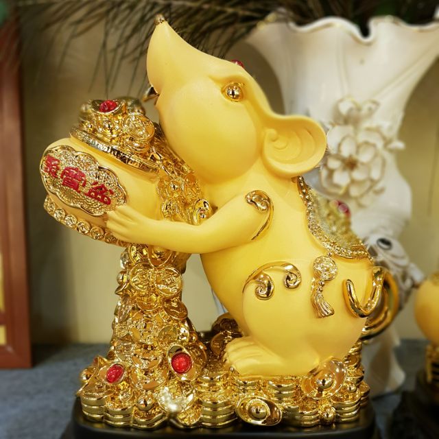 Chuột vàng phong thủy