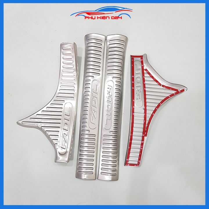 Bộ ốp bậc cửa trong ngoài nẹp bước chân Fadil 2019-2020-2021-2022-2023 Inox chống trầy trang trí xe