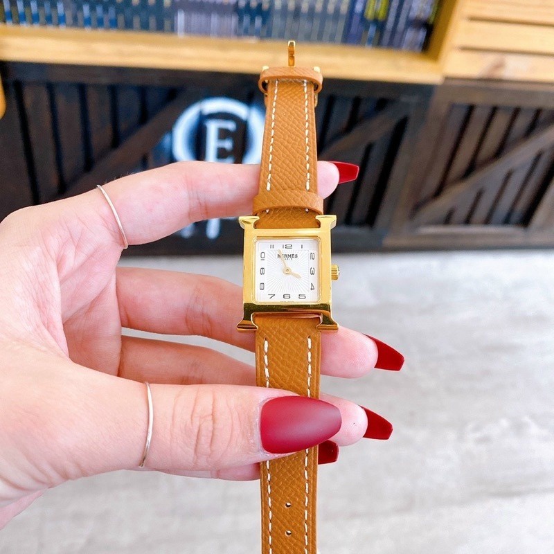 Đồng hồ Hemes Heure H nữ mặt vuông dây da - Viền Ceramic Mặt Đính Đá - Size 26x32mm hermes